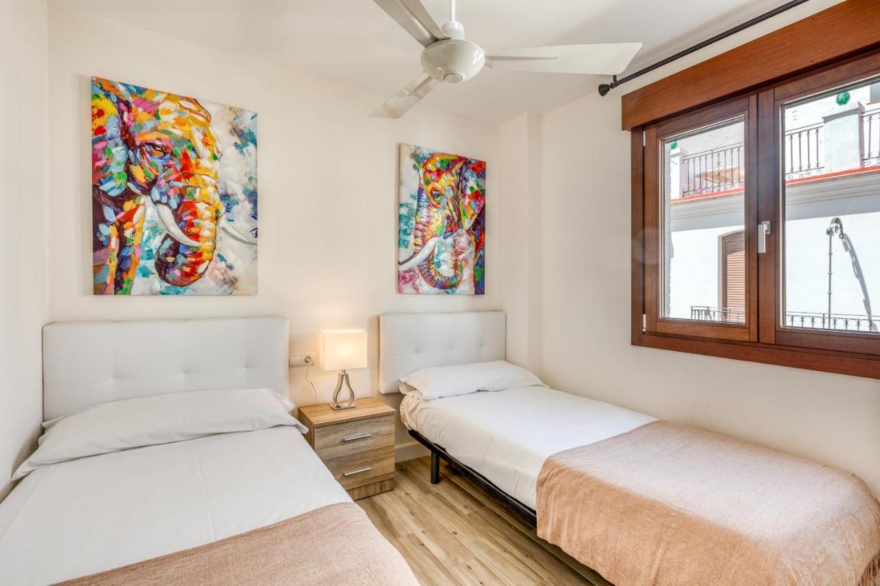 Hanami Estepona Centro 1B Apartment Ngoại thất bức ảnh